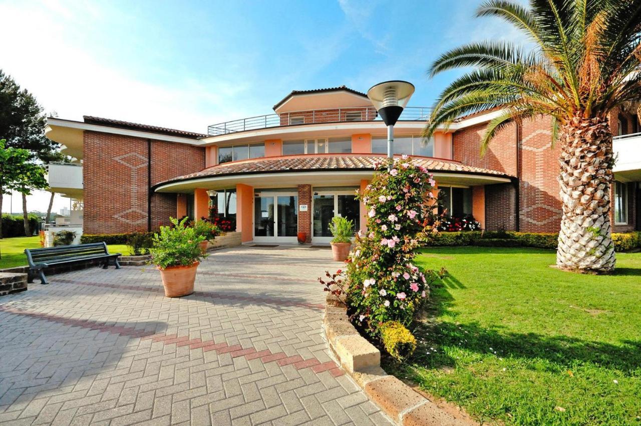 Apartment La Cecinella In Cecina Mare Marina di Cecina Exterior foto